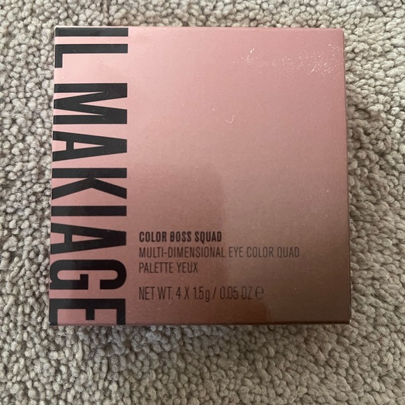 Il Makiage Eye Shadow Quad in Game Changer - Picture 2 of 4